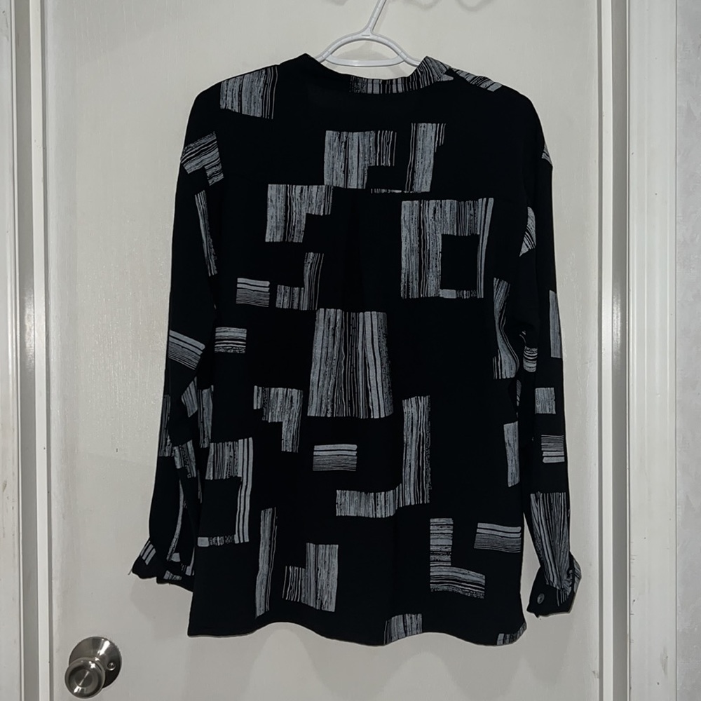 Women’s pullover blouse - Picture 2 of 6